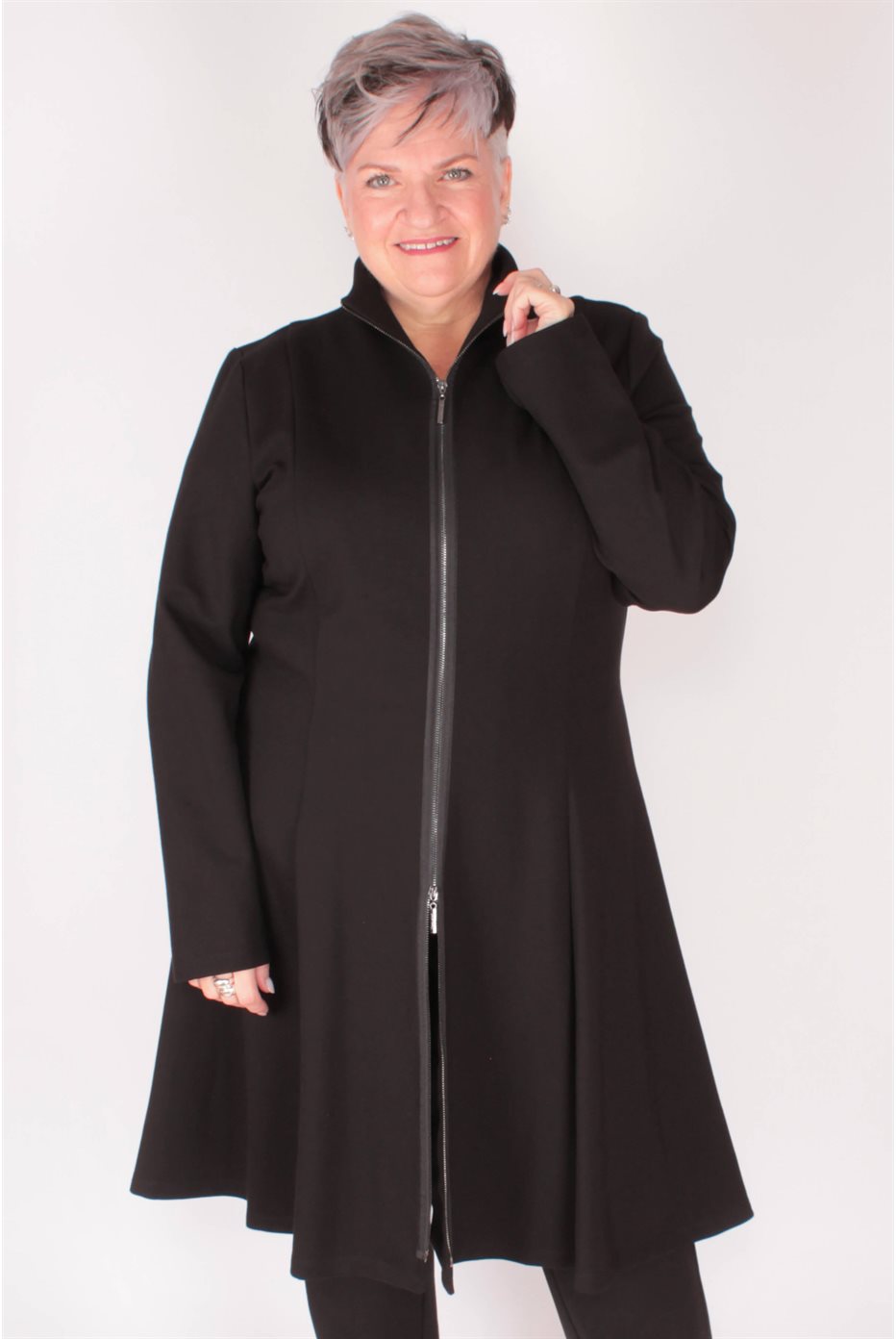 Manteau long évasé en tricot épais Noir